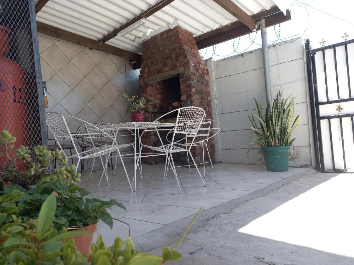 וורצ'סטר Mountainia Inn מראה חיצוני תמונה
